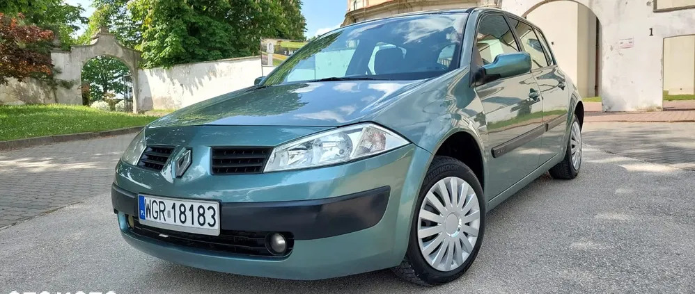samochody osobowe Renault Megane cena 3999 przebieg: 412000, rok produkcji 2004 z Słubice